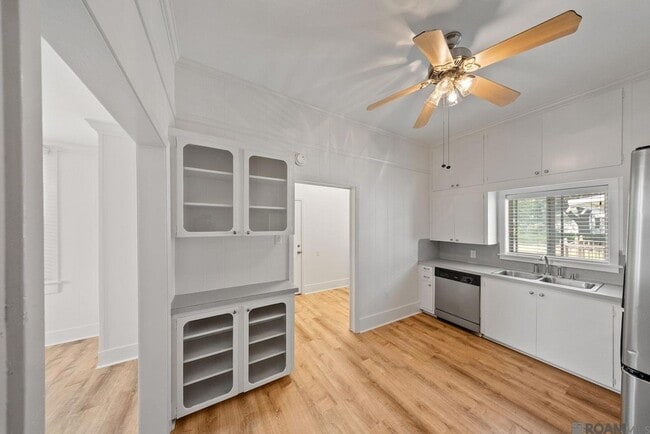 Building Photo - 159 6th St