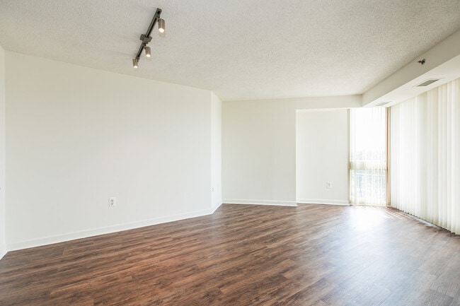 Building Photo - Lake Arbor Towers