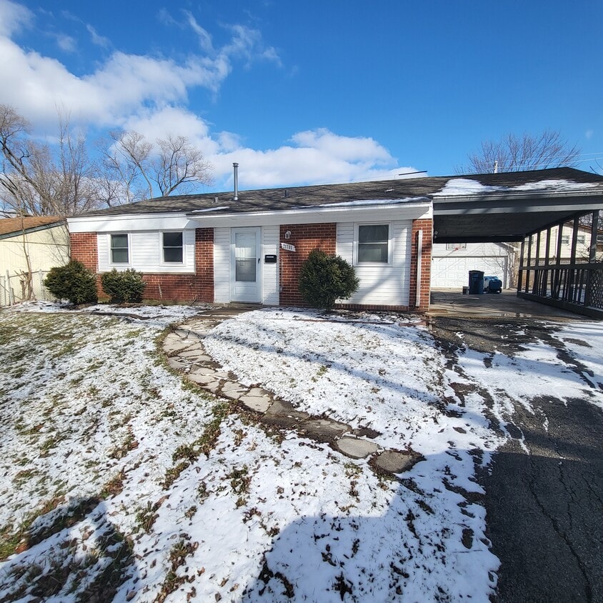 21701 Cynthia Ave, Sauk Village, IL 60411 House Rental in Sauk Village, IL