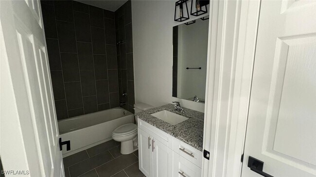 Foto del edificio - 4719-4725 25th St SW