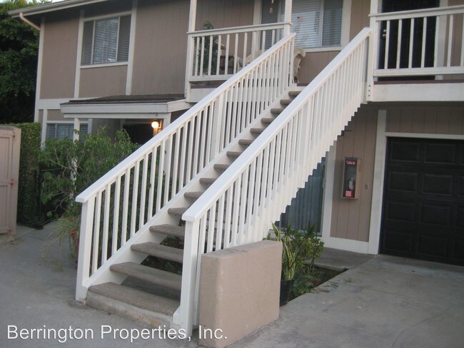 Foto del edificio - 1980-1984 Anaheim Ave