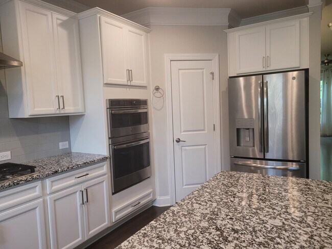 Foto del edificio - 4158 Butler Dr