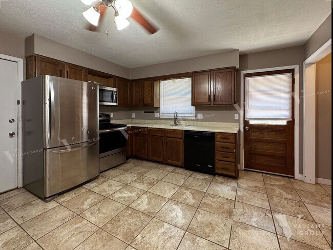 Foto del edificio - 922 W Edgewood St