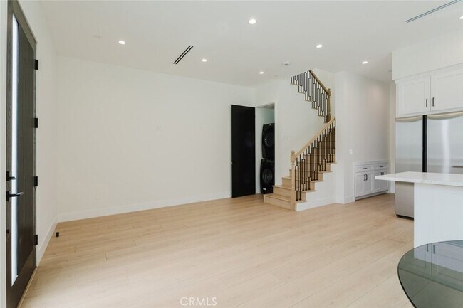 Foto del edificio - 6329 Ranchito Ave