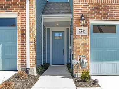 Photo - 729 Tower Rd Townhome