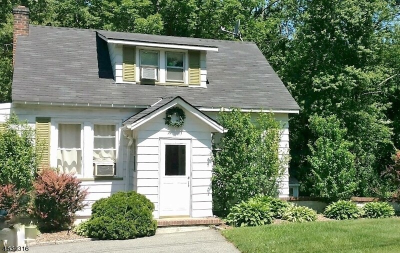 Primary Photo - 168 Kiel Ave