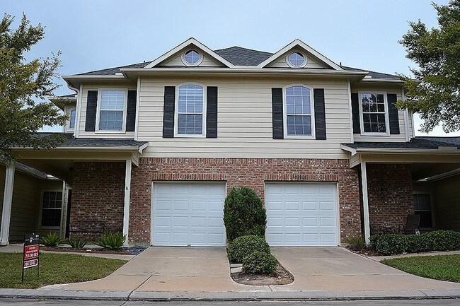 Building Photo - 20910 Sun Creek Dr