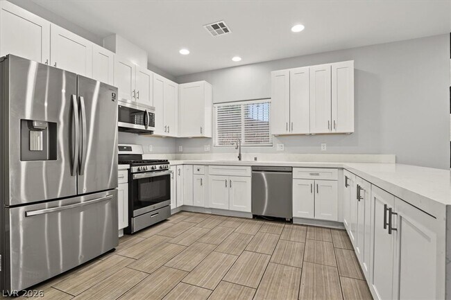 Foto del edificio - 4966 Andover Dr