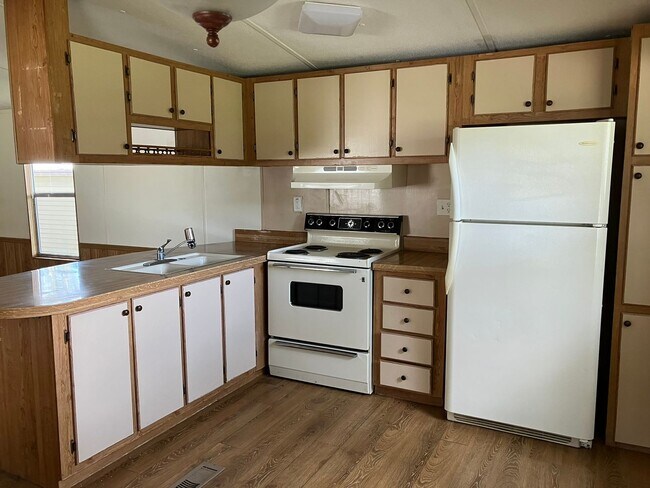 Foto del edificio - Clean & Quiet (2BR/1BA) Single Wide Traile...