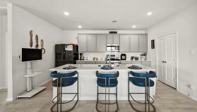 Foto del edificio - 1326 Ponderosa Pne Dr