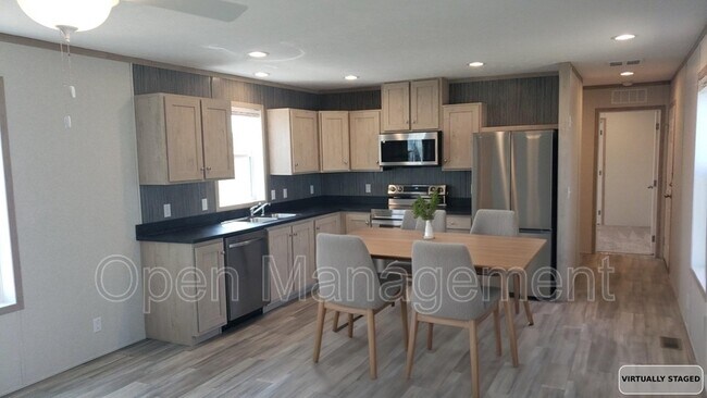 Building Photo - 120 Terry Blvd