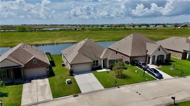 Foto del edificio - 440 W Lake Dr