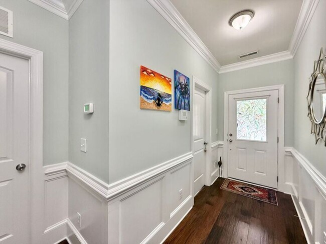Foto del edificio - 455 Village Commons Ln