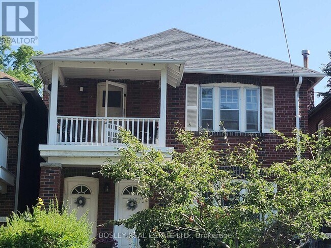 Building Photo - 139 Manor Rd E