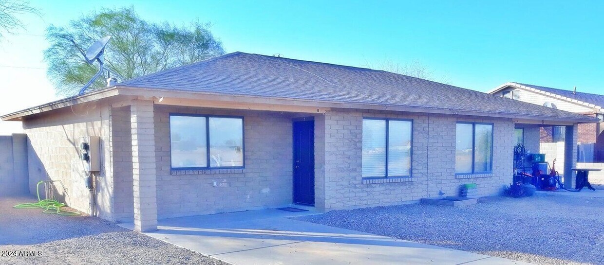 Primary Photo - 3610 N Estrella Rd