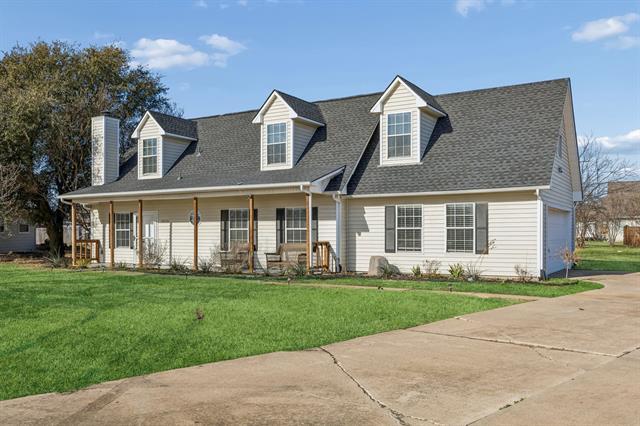 Building Photo - 20074 Saratoga Trail