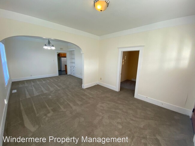 Building Photo - 3 br, 1 bath House - 2436 Humboldt St