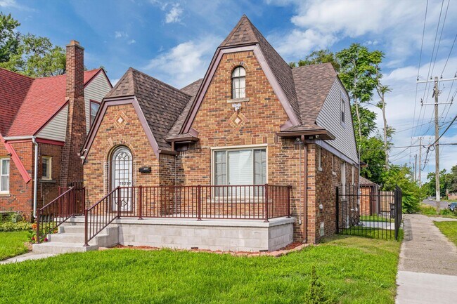 Building Photo - 16259 Lesure St