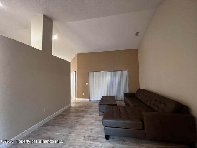 Foto del edificio - 9448 Tooke Shore Dr