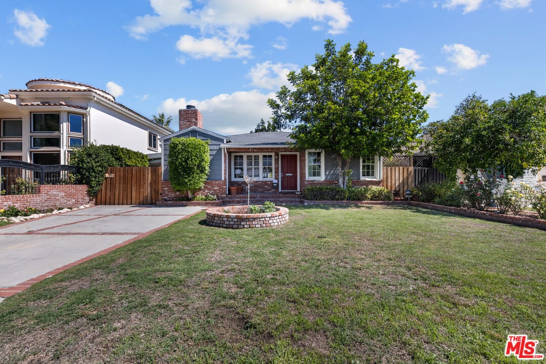 Foto principal - 4814 Lemona Ave