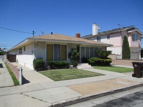 Building Photo - 4113 W 136th St