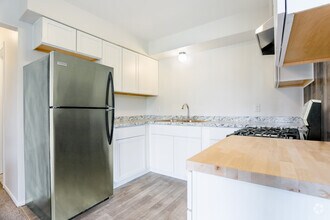 Thorncrest Estates photo'