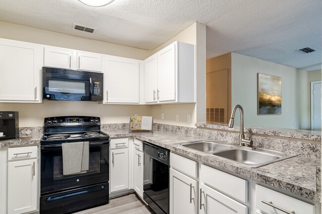 Beautiful Kitchen - The 1800 at Barrett Lakes Apartments