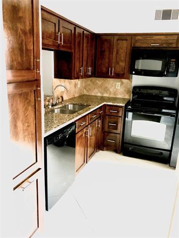 Foto principal - 4777 Cedar Springs Rd