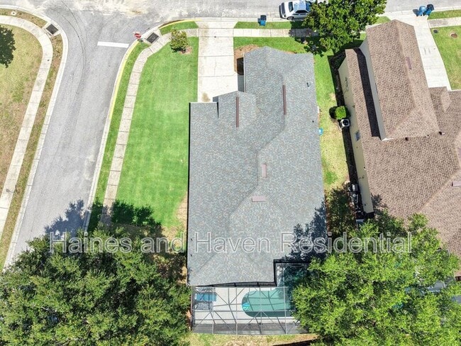 Building Photo - 546 Pineloch Dr
