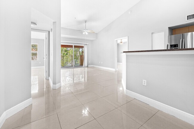 Building Photo - 4041 San Marino Blvd