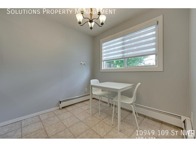 Building Photo - Bright and Spacious 1 Bedroom Unit