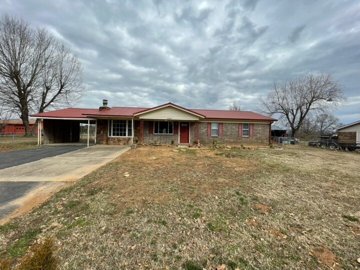 Primary Photo - 2206 Barbara Ln