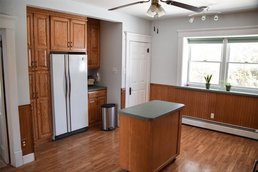 Primary Photo - 1215 Steele Street