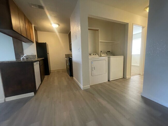 Foto del edificio - Northwood Apartments