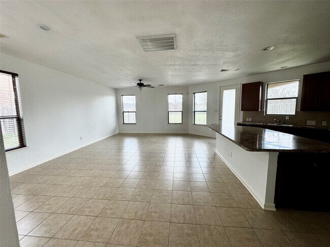 Foto del edificio - 7540 Connemara Dr