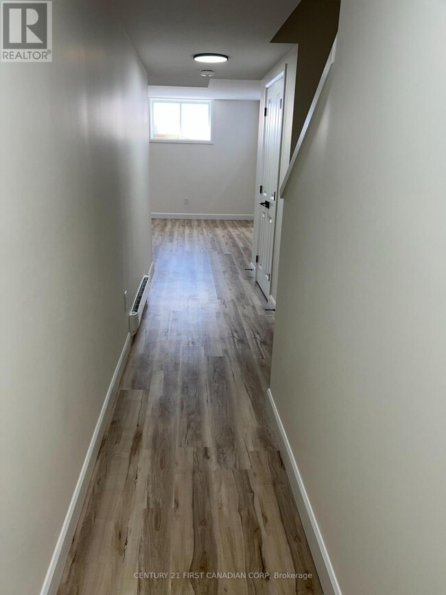 Building Photo - 1147 Hobbs Dr
