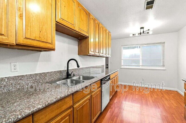 Foto del edificio - 3414 6th Ave