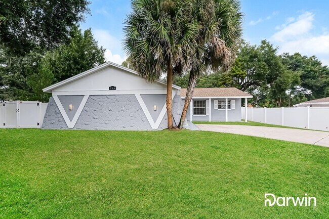 Foto del edificio - 514 Highview Cir S