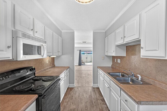 Foto del edificio - 1012 Possum Trot Rd