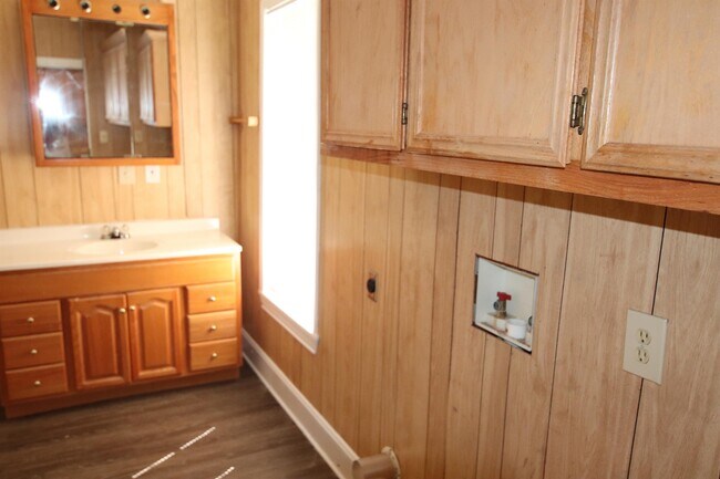 Building Photo - 2773 Evergreen