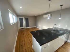 Building Photo - 1416 Dumble St