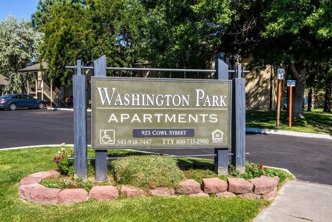 Foto del edificio - 923 Cowl St