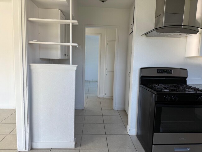 Foto del edificio - 82077 Santa Rosa Ave