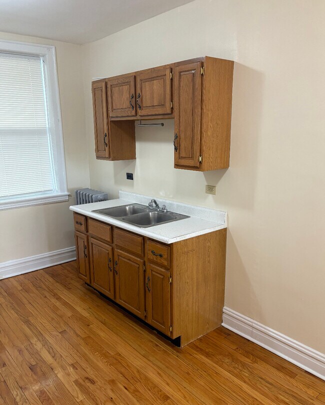 Foto del edificio - 33rd & Ridgeland Ave