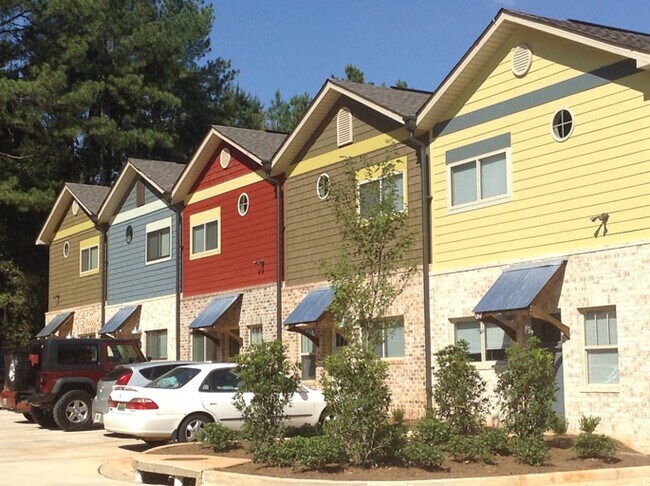 Building Photo - 1328 Wrens Nest Way