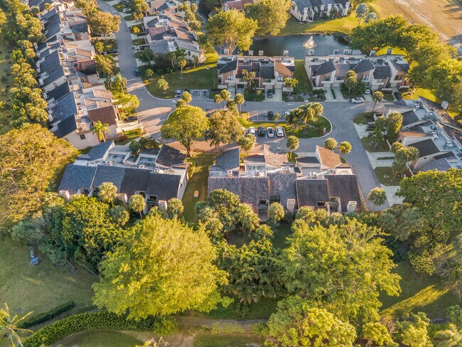 Foto del edificio - 22860 Ironwedge Dr