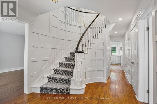 Photo du bâtiment - 1713 Phillbrook Crescent