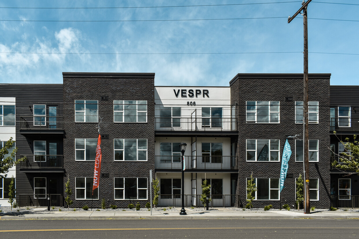 Primary Photo - VESPR