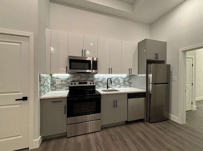 Photo - 675 N 41st St. Apartment