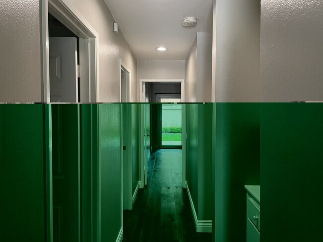 Building Photo - 4704 Penrose Ave
